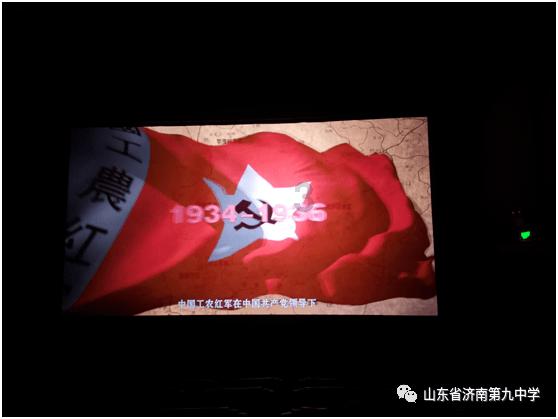二战德军近似疯狂,瑞士为何能幸免于难?德国专家:我们需要它!