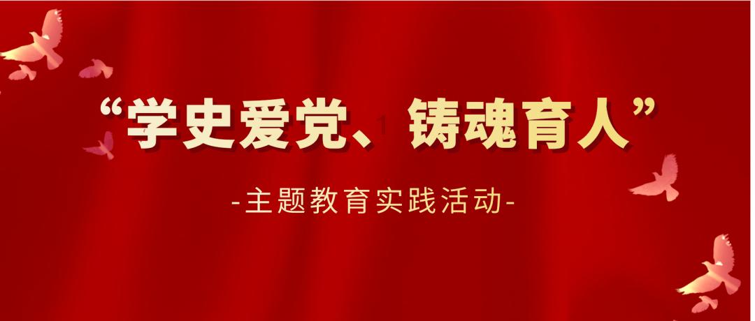 逃离古老的乡村房子